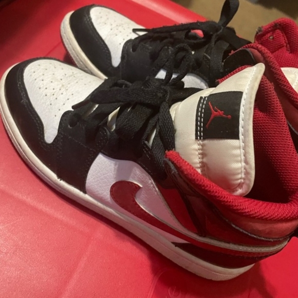 Retro Mid Airforce - Picture 1 of 2